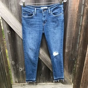 Levi’s 711 Skinny